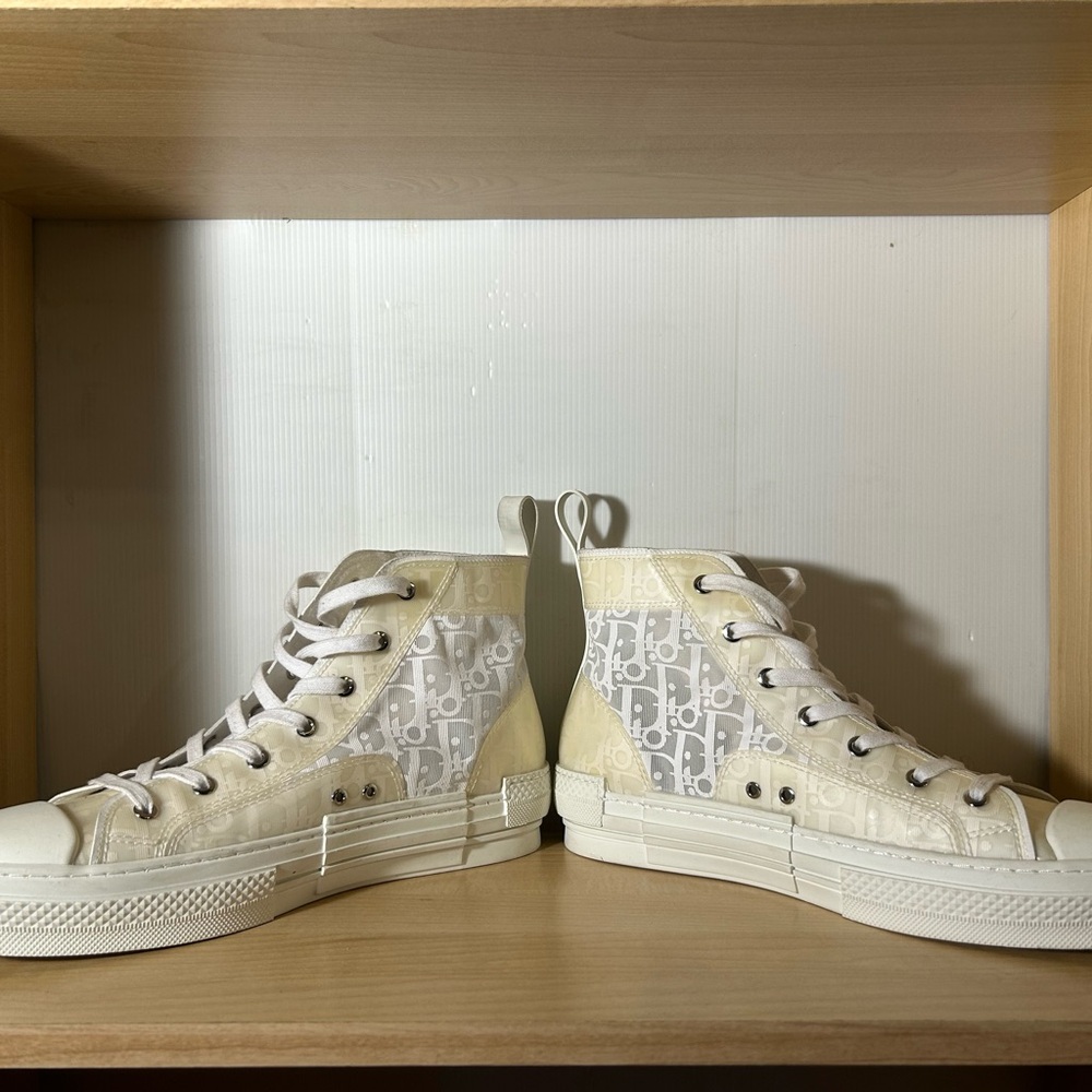 Dior B23 High-Top Sneaker - White - Picture 3 of 4